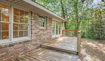 178 Garrison St, Homer, GA 30547