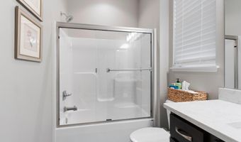 5660 N OSPREY Dr, Appleton, WI 54913