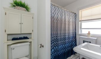 25 Rhodes Ave, Cranston, RI 02905