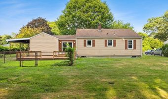 12 Oak Ter, Bellingham, MA 02019