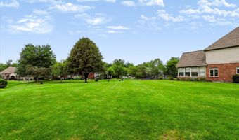 6040 White Ash Ct, Avon, IN 46123