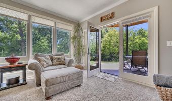425 240th Ave 105, Arnolds Park, IA 51331