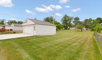 160 Canterbury St, Adrian, MI 49221
