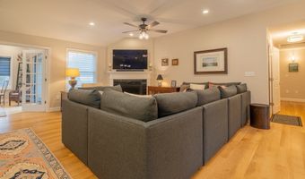 237 Woodland Way, Ayer, MA 01432