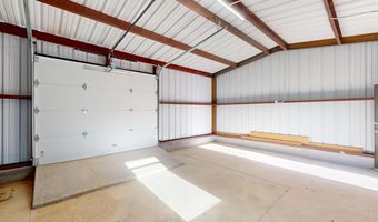 607 NW 11th St, Andrews, TX 79714