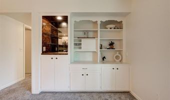 1829 N Oakhill Rd, Bethany, OK 73008