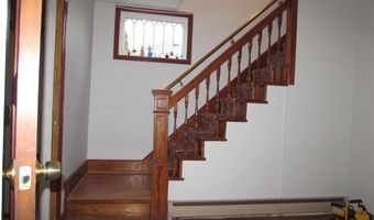 77 Seventh St, East Providence, RI 02914
