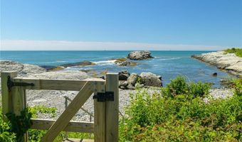 517 Tuckerman Ave, Middletown, RI 02842