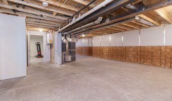 2 Iris Ct, Cromwell, CT 06416