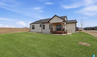 405 N Sunshine Ave, Brandon, SD 57005