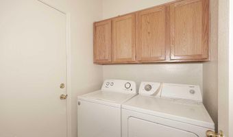 2710 E CHESTER Dr, Chandler, AZ 85286