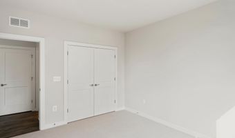 20364 NEWFOUNDLAND Sq, Ashburn, VA 20147