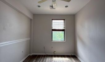 4716 WISCONSIN Ave NW, Washington, DC 20016