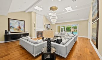 300 W Las Flores Ave, Arcadia, CA 91007