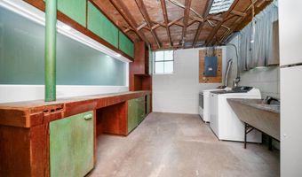 2125 Needham Rd, Ann Arbor, MI 48104