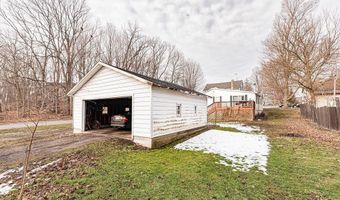 214 S Elm St, Albion, IN 46701