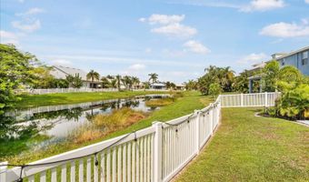 6412 GRENADA ISLAND Ave, Apollo Beach, FL 33572