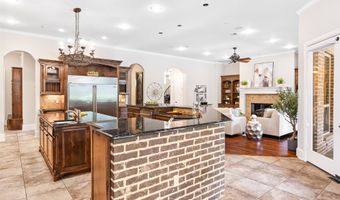 14907 Lake Forest Dr, Addison, TX 75254