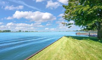 7418 Aqua Isle, Algonac, MI 48001