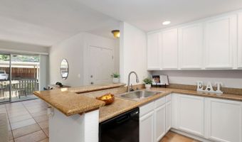 432 Edgehill Ln 63, Oceanside, CA 92054