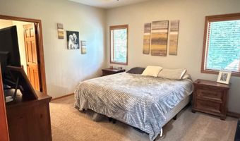 201 Hillside Dr, Algona, IA 50511