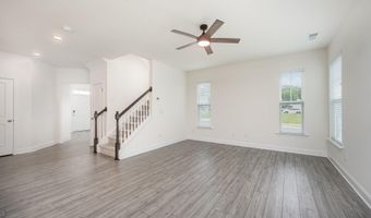 80 Nailsworth St, Angier, NC 27501