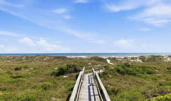 301 E Commerce Way Rd 206, Atlantic Beach, NC 28512