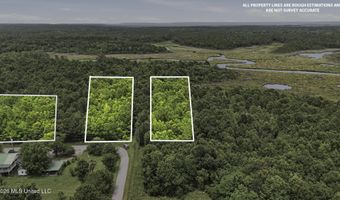 39 Th St, Bay St. Louis, MS 39520