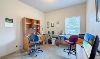 631 HASSETT St, Brookings, OR 97415