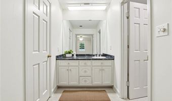 2373 Woodcreek Ct, Tucker, GA 30084
