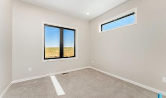 2516 E Chestnut Trl, Brandon, SD 57005