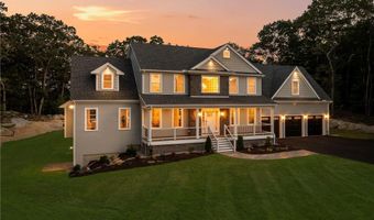 35 Beech Crest Rd, East Greenwich, RI 02818