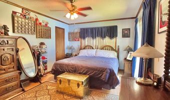 727 Donna Ave, Ashburn, GA 31714