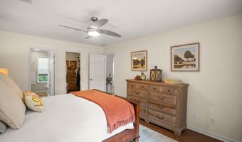 24 Thomas Sumter St, Beaufort, SC 29907