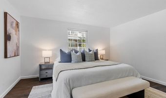 5 Elm St 1, Acton, MA 01720