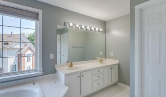 43831 CHADWICK Ter, Ashburn, VA 20148