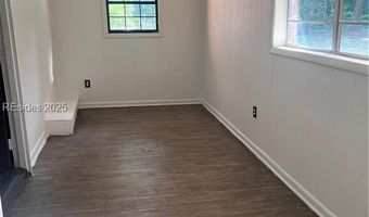 582 Parkwood Ter, Allendale, SC 29810