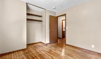 7060 145th St W, Apple Valley, MN 55124