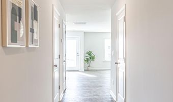 205 Maddox Dr, Aberdeen, NC 28315