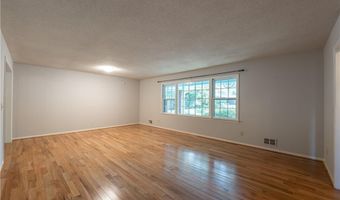 4559 Collins Ave, Acworth, GA 30101