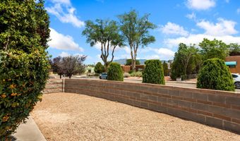 215 Madison St NE, Albuquerque, NM 87108