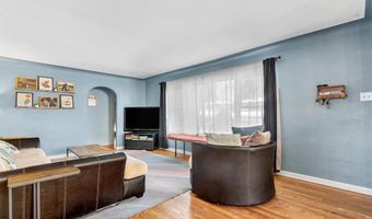 8216 Mackenzie Rd, Affton, MO 63123