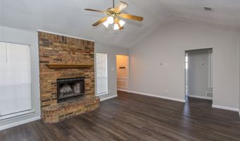 303 Shirley Dr, Alvarado, TX 76009
