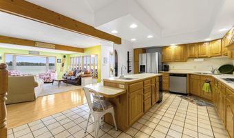 2405 W Sycamore Beach Rd, Angola, IN 46703