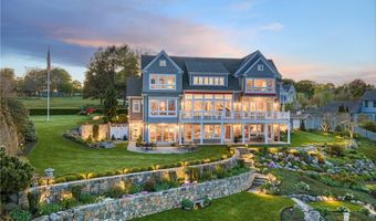 737 Boston Neck Rd, Narragansett, RI 02882
