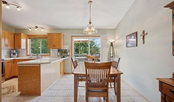 10555 56th St NE, Albertville, MN 55301