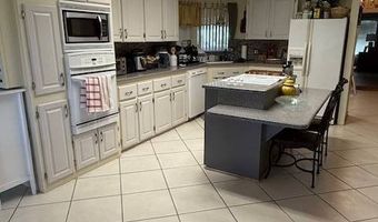 147 E Hampton Dr, Auburndale, FL 33823