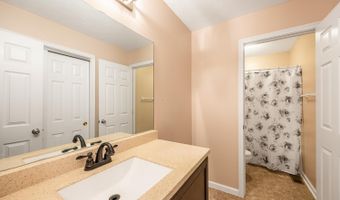 16365 Jeannie Dr, Aurora, IN 47001