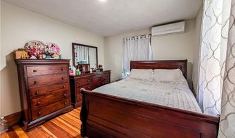 58 Richard St, Cranston, RI 02910