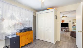 10 PROPELLER Dr, Baltimore, MD 21220